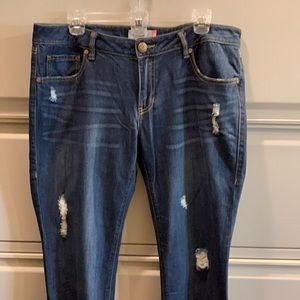 CAbi Slim Boyfriend Jeans